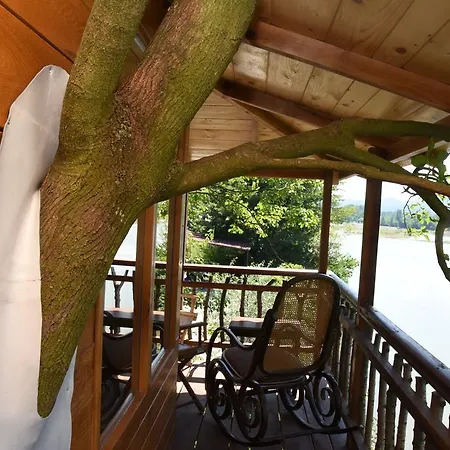 Kucica Na Drvetu * Banja Koviljača