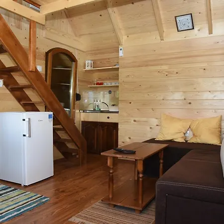 Kucica Na Drvetu بيت للعطل Banja Koviljača