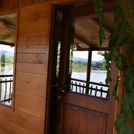 Kucica Na Drvetu * Banja Koviljača