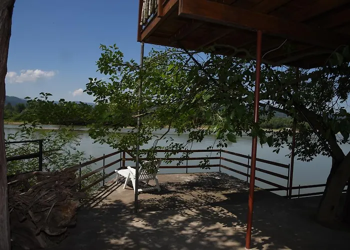 別荘 Kucica Na Drvetu *